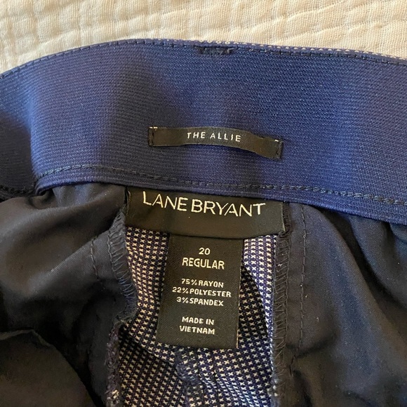 Stylish Blue Checkered Pants - Picture 3 of 4